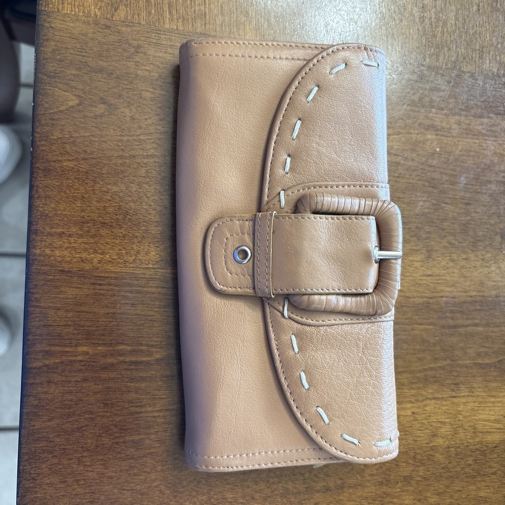 Genuine‎ Leather Hype Tan Bifold Wallet